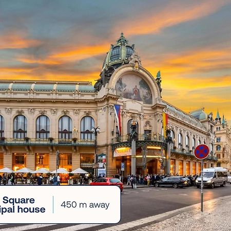 Turnkey I Republic Square Apartments Praag Buitenkant foto