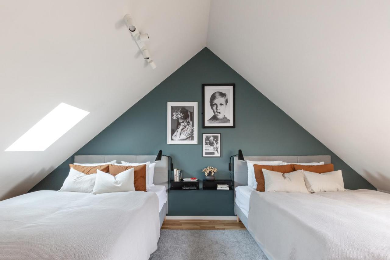 Turnkey I Republic Square Apartments Praag Buitenkant foto