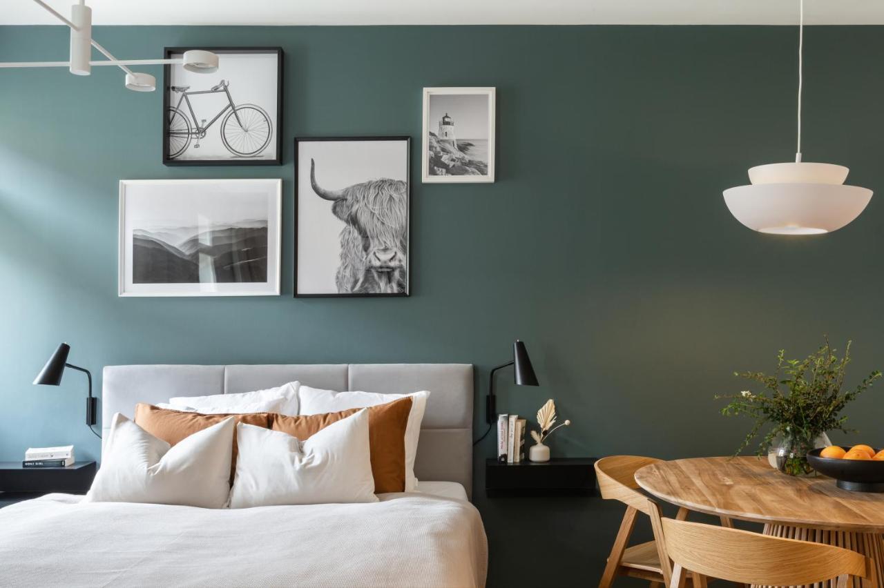 Turnkey I Republic Square Apartments Praag Buitenkant foto