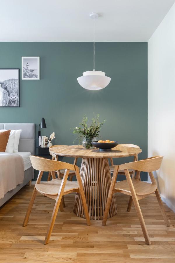 Turnkey I Republic Square Apartments Praag Buitenkant foto